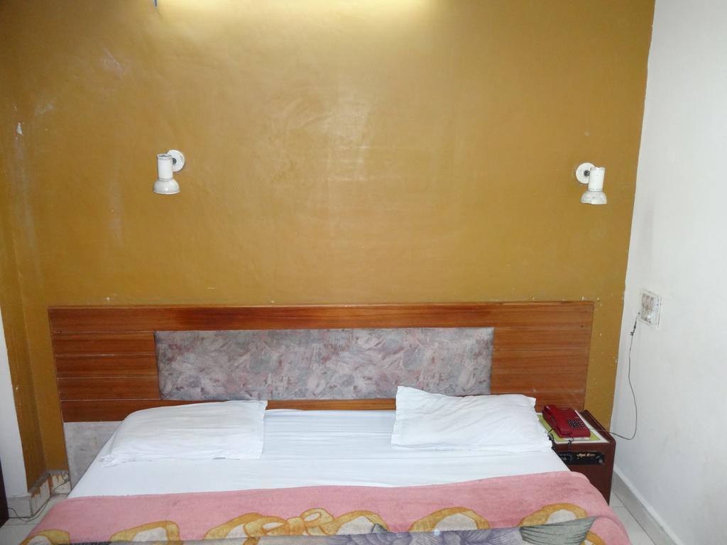 Hotel Elegant International New Delhi Eksteriør bilde