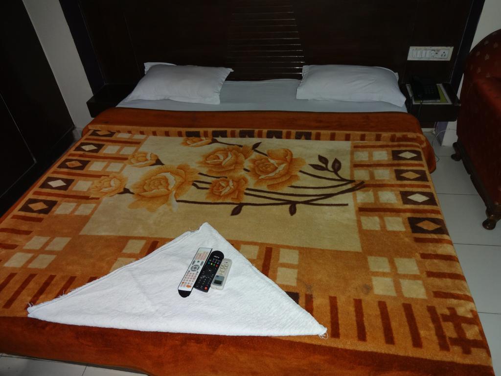 Hotel Elegant International New Delhi Rom bilde
